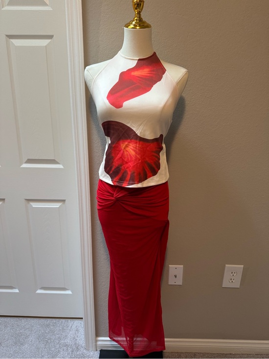 Commense Other - Vacation Two piece Set. Red and White Floral Maxi Set. Sold out online!!